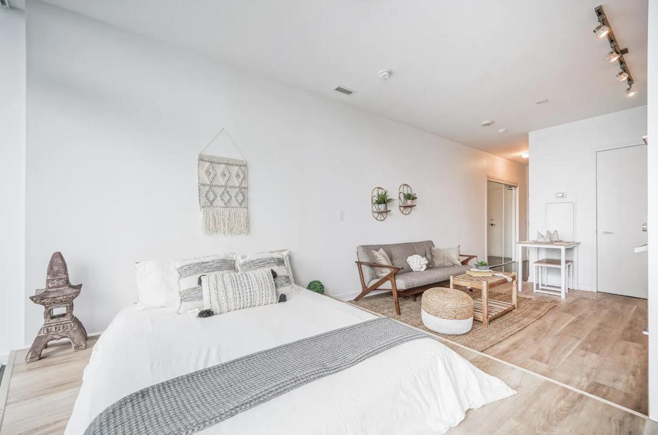 Downtown Toronto Gem Apartment Luaran gambar
